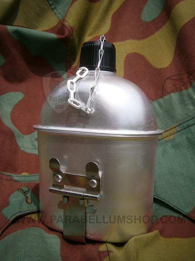 American Army aluminium M10 Canteen and cup