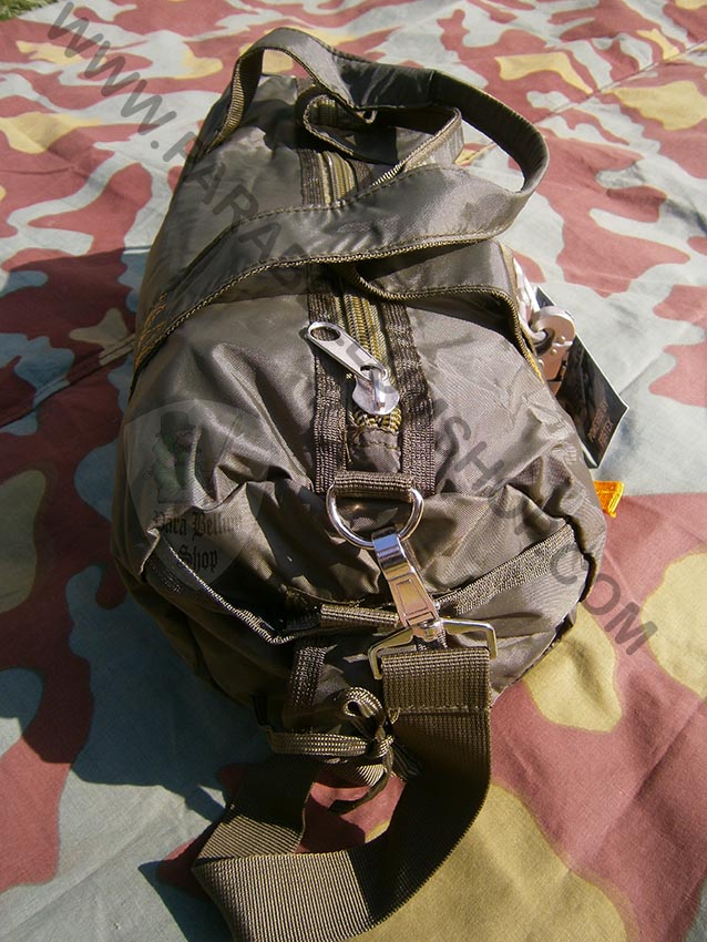 Military carryall green Military carryall green