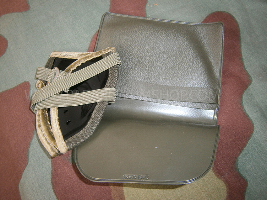 German WW2 sand and sun protection googles
