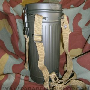 German WW2 gas mask canister