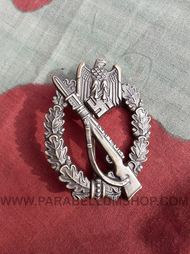 Infantry Assault Badge bronze Infanterie Sturmabzeichen in Bronze Infantry Assault Badge bronze Infanterie Sturmabzeichen in Bronze