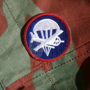 US Airborne officer side cap patch