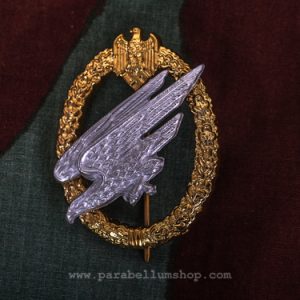 Army paratrooper badge -Fallschirmschützenabzeichen (HEER)-