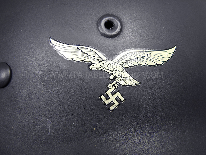 German WW2 Luftwaffe ET M40 helmet with decal - Stahlhelm M40 German WW2 Luftwaffe ET M40 helmet with decal - Stahlhelm M40