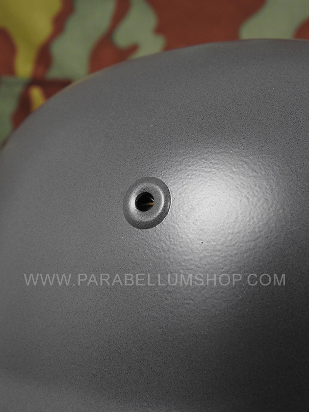 WW2 German army M42 steel helmet with decal - Stahlhelm M42