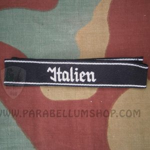 Italien cuff tittle