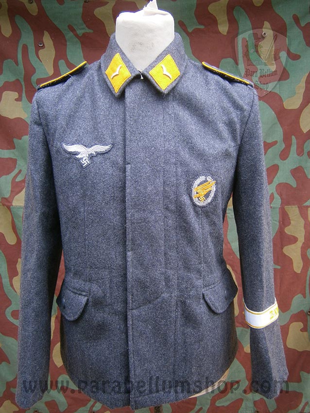M40 Fliegerbluse with insignia
