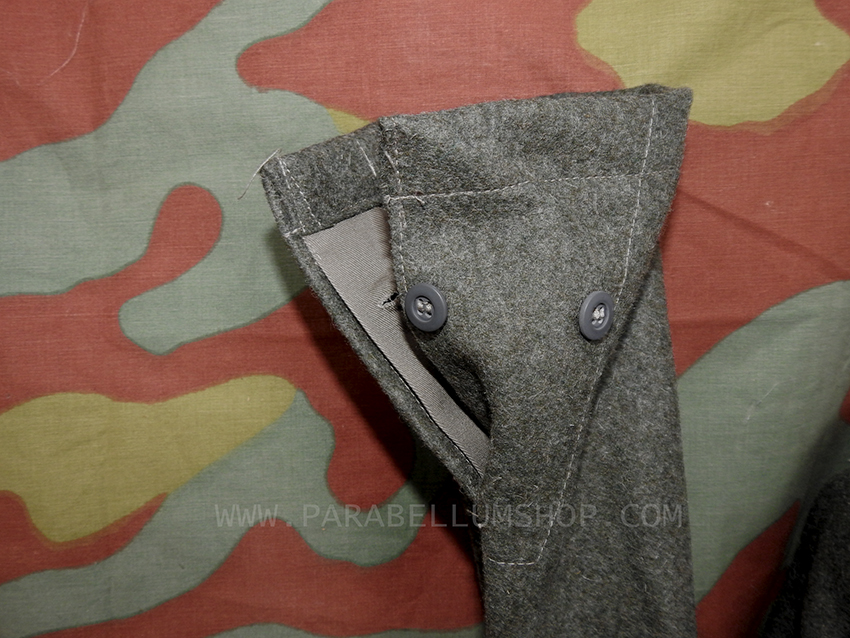 German WW2 field tunic M40 with Heer insignia