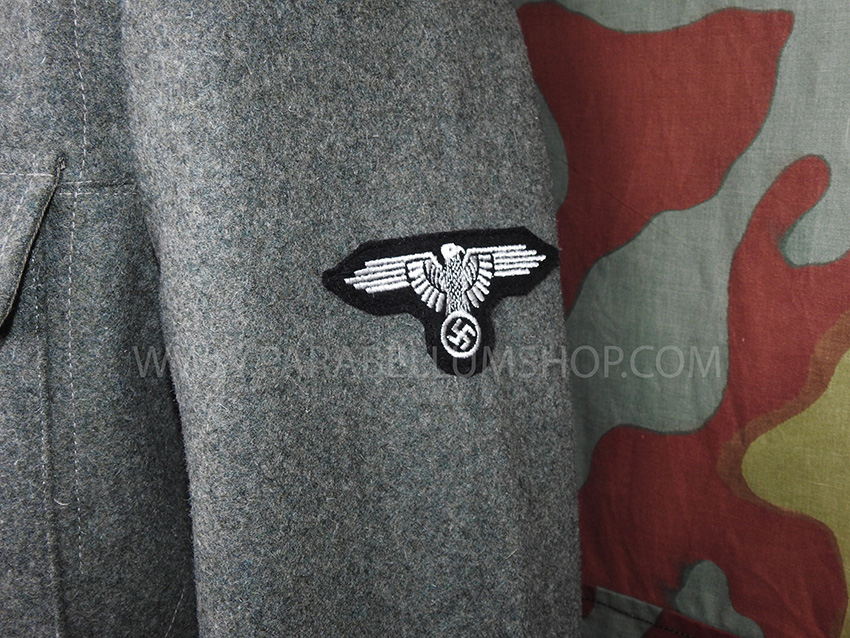 German WW2 Waffen SS M40 field tunic with insignia