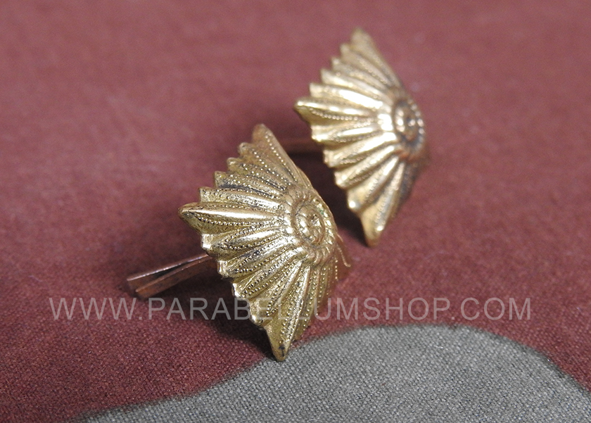 Gold pips stars German - 1,5 x 1,5 cm