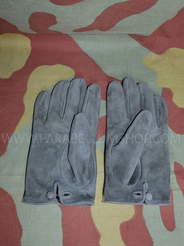 German WW2 officer, NCO and enlisted leather grey gloves for service and shore leave German WW2 officer, NCO and enlisted leather grey gloves for service and shore leave