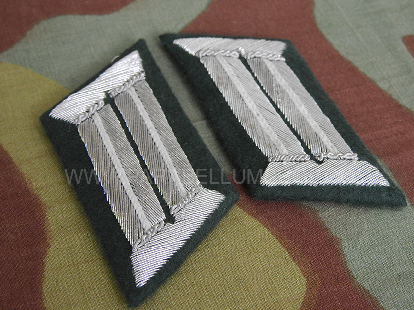 German WW2 Infantry officer collar tabs