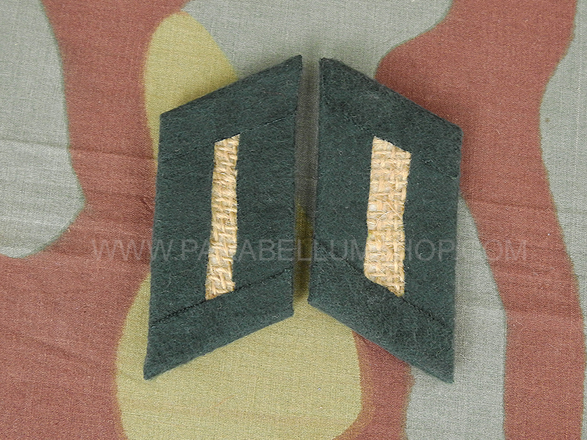 German WW2 Infantry officer collar tabs