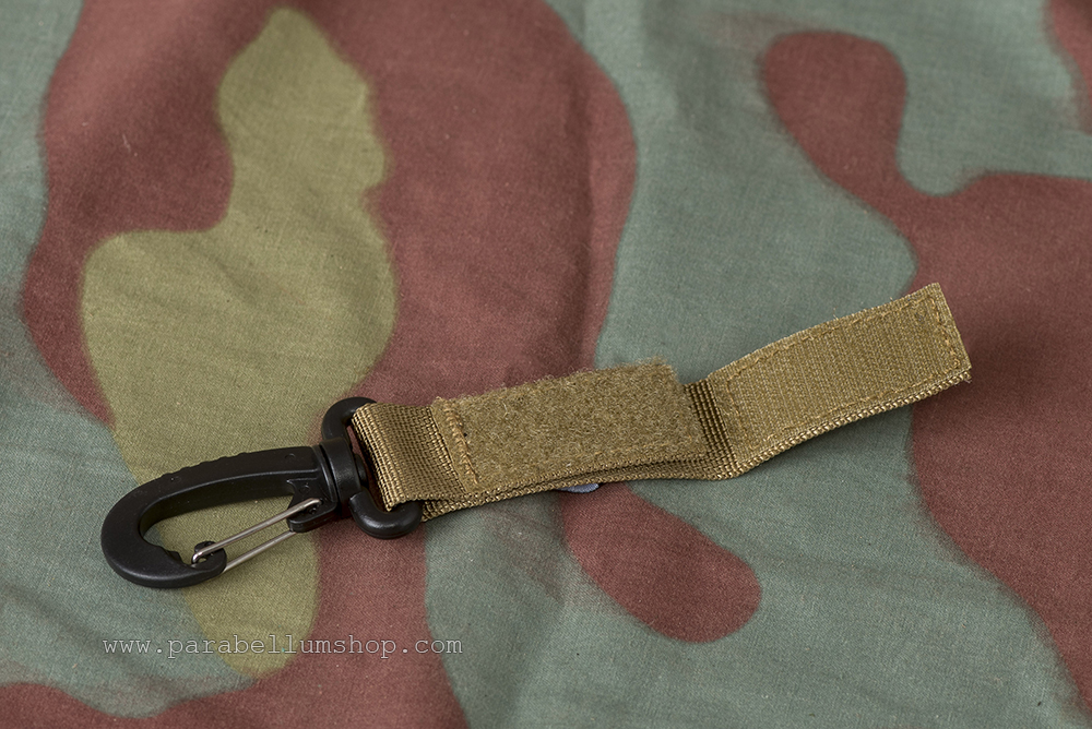 COYOTE BELT KEEPER with 7 cm carabiner