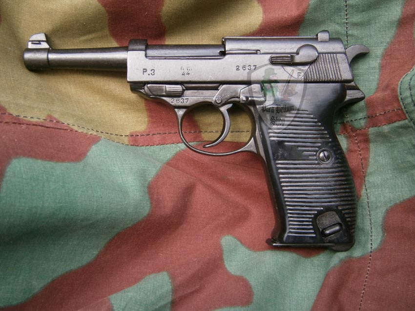 Denix reproduction Walther P38