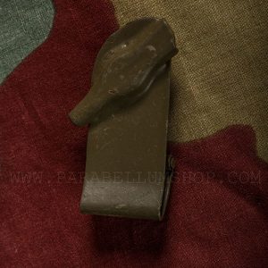 Italian M33 helmet Alpini original quill holder