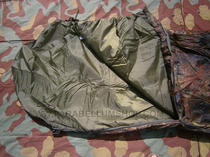 Slipping bag mummy waterproof and water-repellent