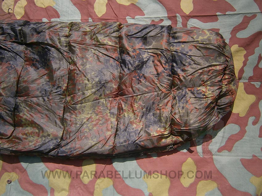 Slipping bag mummy waterproof and water-repellent
