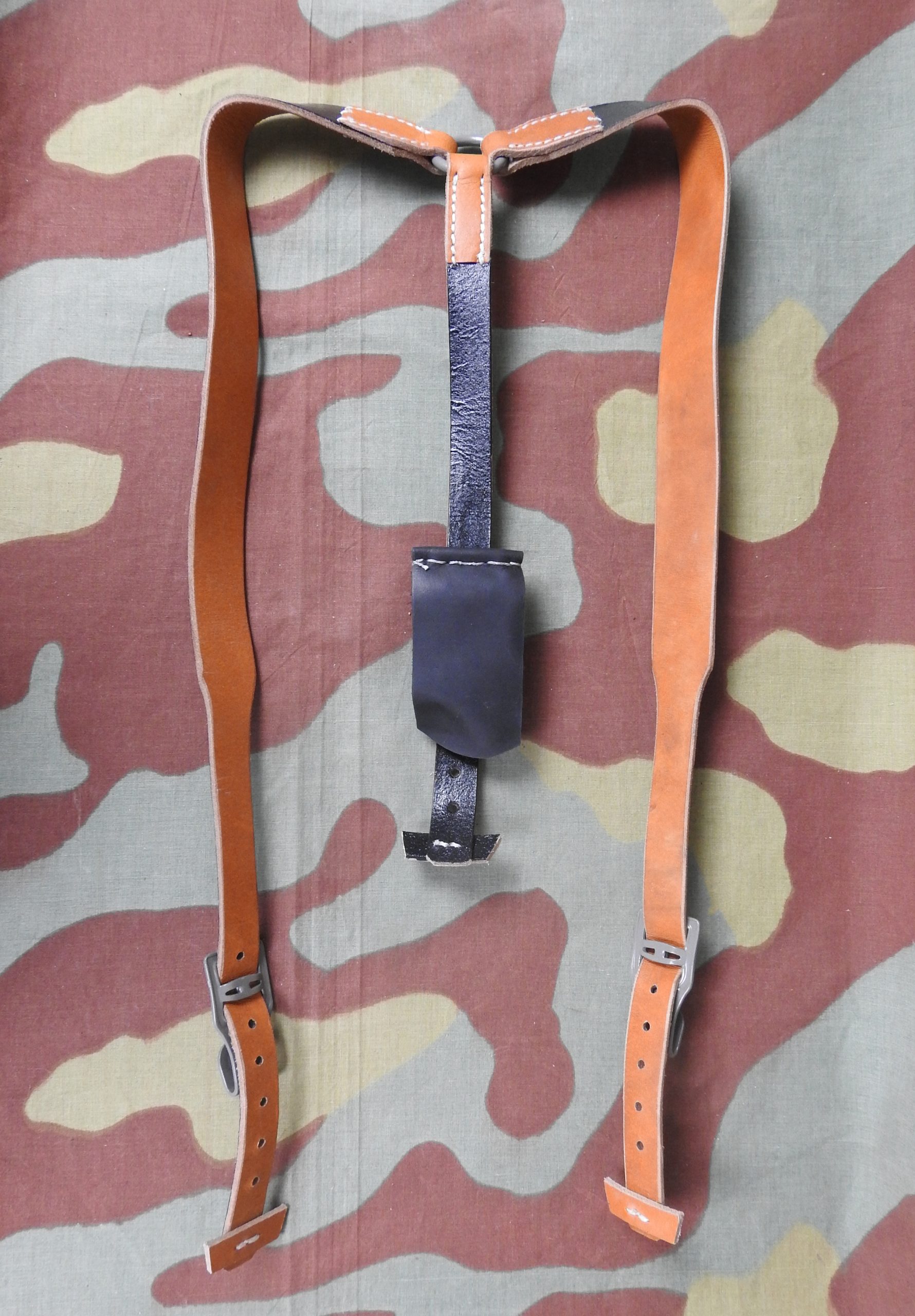 WW2 German black leather suspenders for Officer artillery cavalry and Luftwaffe