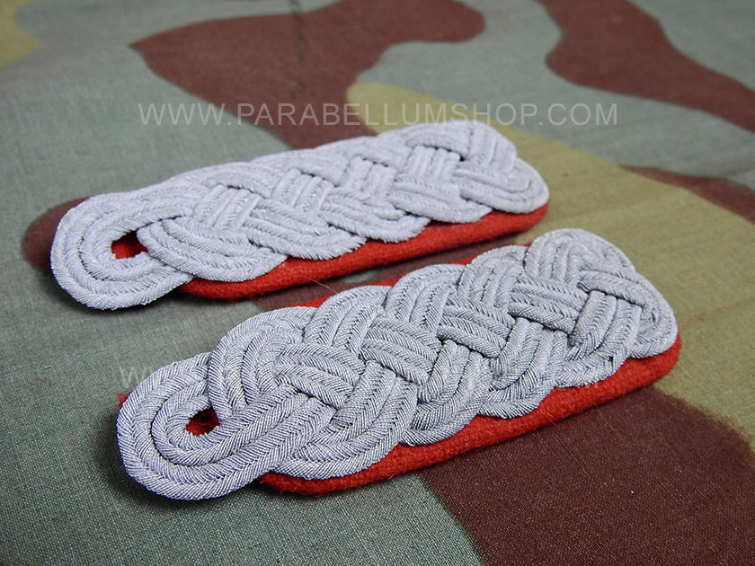 Artillery Major shoulder board