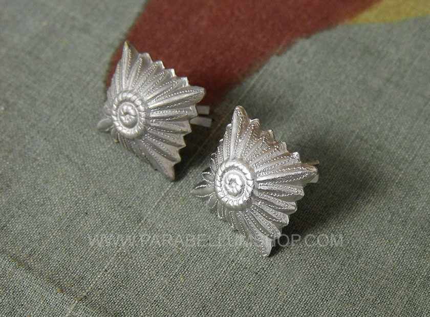 Silver pips stars German -  1,5 x 1,5 cm