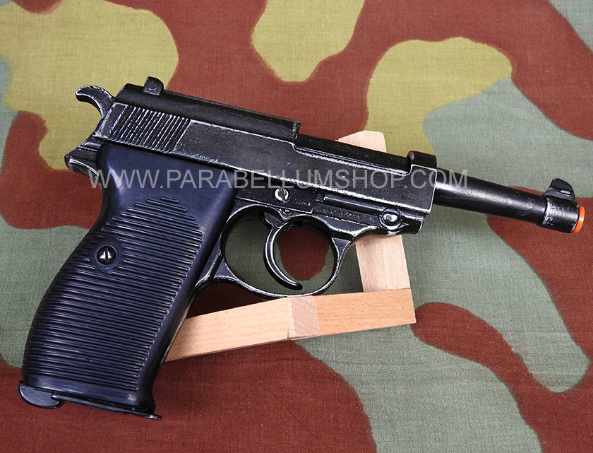 Walther P38 aged no firing model - DENIX