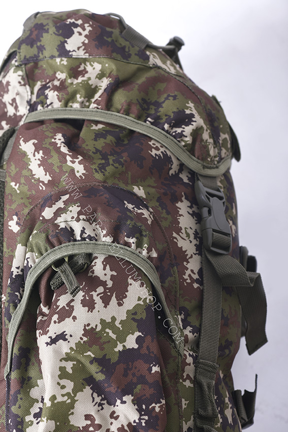 Green haversack pack with patch 25 LT 45x30x18 camo