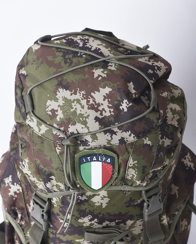 Green haversack pack with patch 25 LT 45x30x18 camo