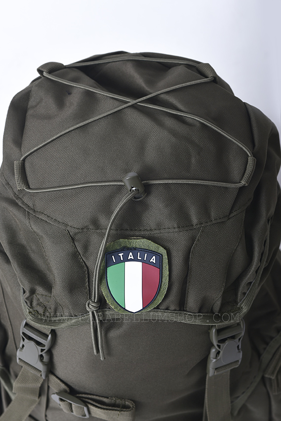Green rucksack pack with patch 25 LT 45x30x18