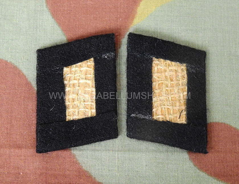 Waffen SS NCO collar tabs metal thread